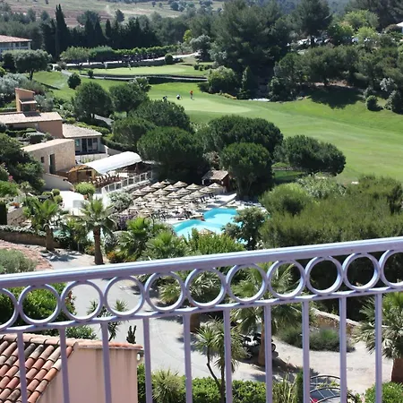 Сasa de vacaciones Attractive Townhouse - Golf De Fregate